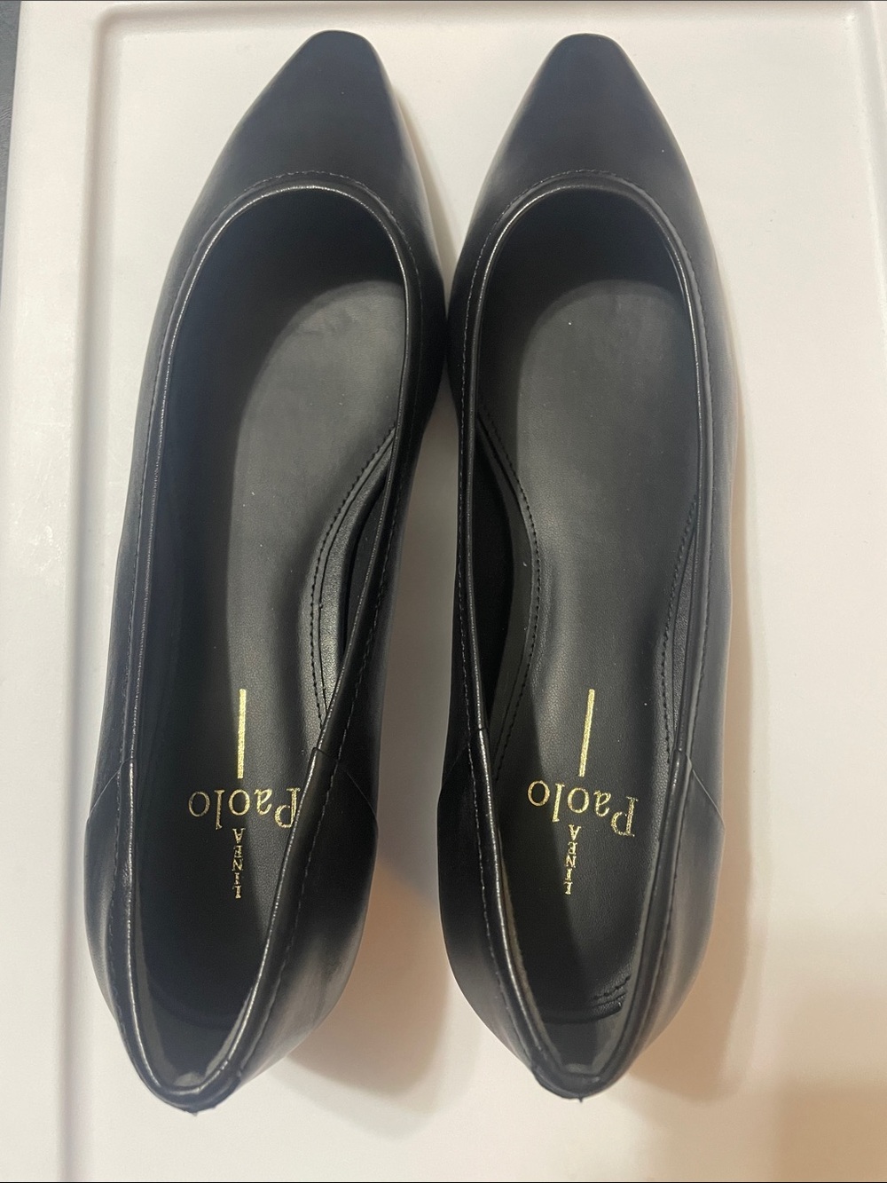 Paolo Black Pointed Toe Flats NWT Sz. 8 1/2 women’s very sleek & sharp looking